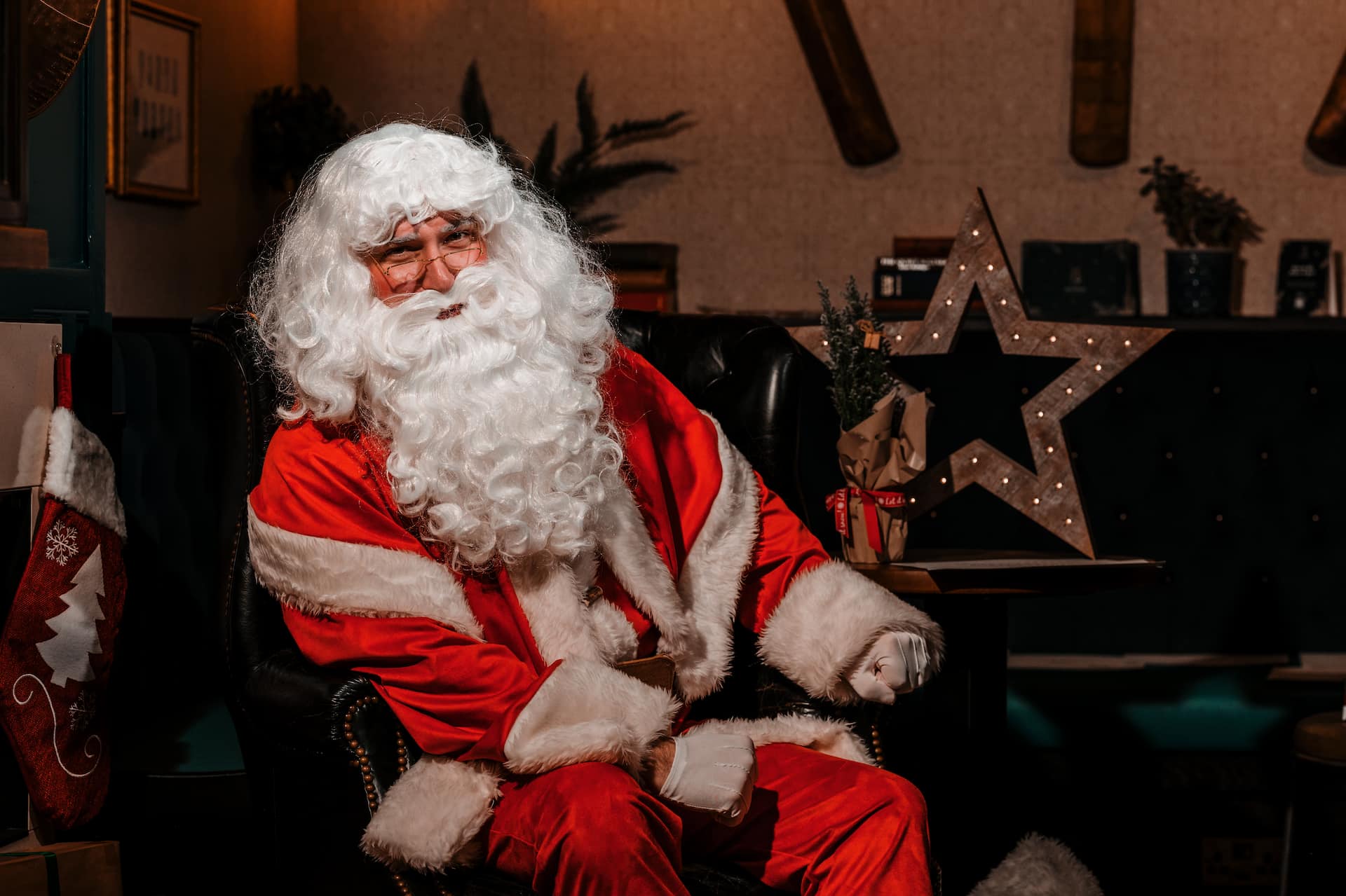 🎅✨ Breakfast with Santa at The Peacock at Owler Bar – A Magical Family Treat!