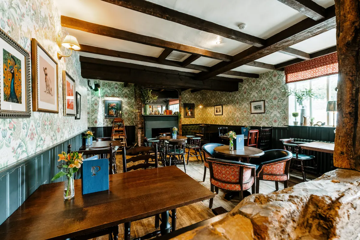 20250714-1009197900-LB-The-Peacock-Owler-Bar-HDR